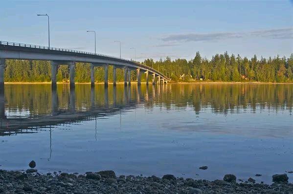 去Harstine Island 与自然一起玩吧