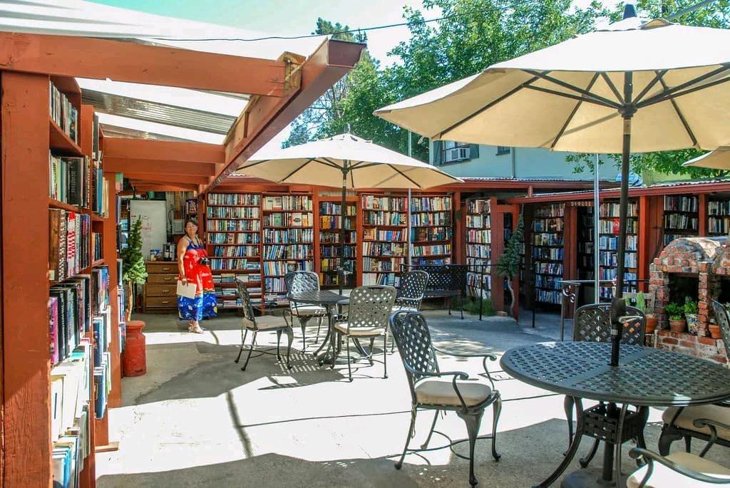 Ojai小镇的旅游攻略